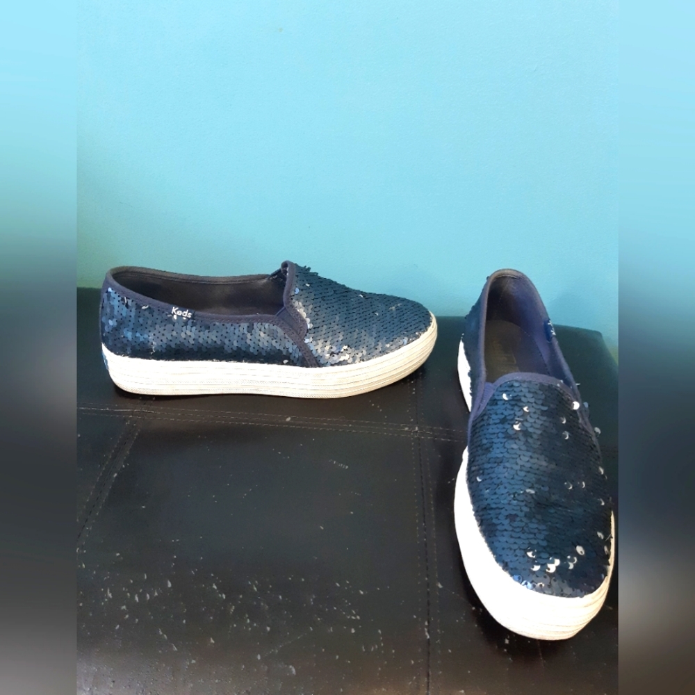 Navy blue sequin sneakers